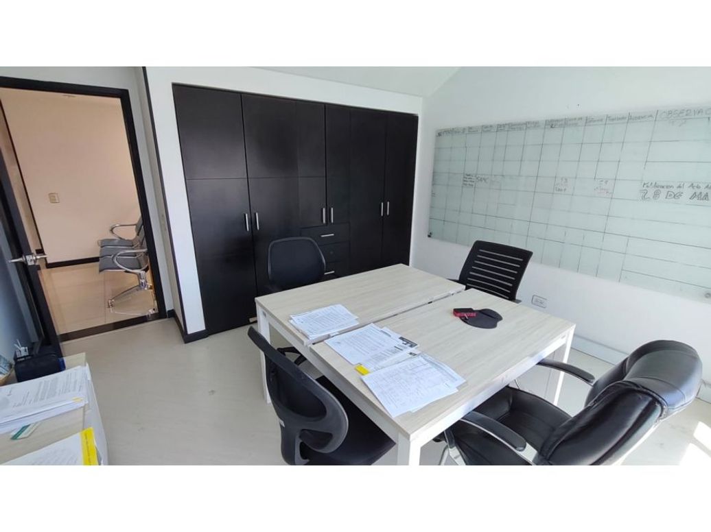 Casa de 4 alcobas en venta en Modelia, Bogotá, 285 m² · foto 5 de 13
