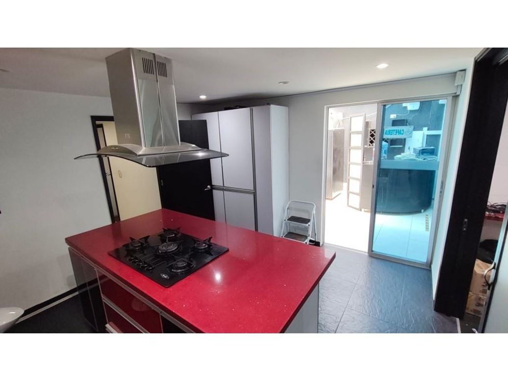 Casa de 4 alcobas en venta en Modelia, Bogotá, 285 m² · foto 11 de 13