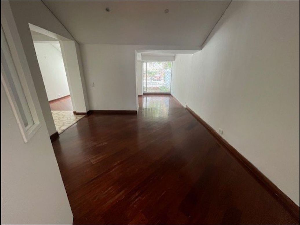 Casa de 4 alcobas en venta en Mónaco, Bogotá, 259 m² · foto 4 de 20