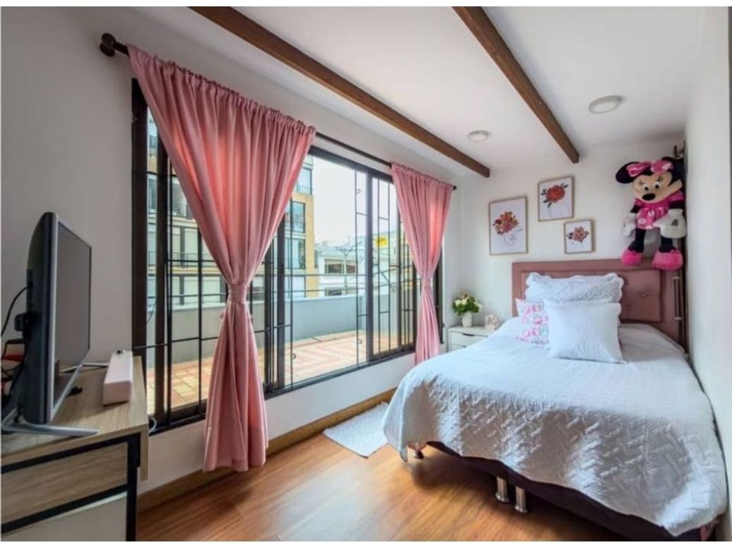Apartamento de 3 alcobas en venta en Santa Bibiana, Bogotá, 170 m² · foto 3 de 6