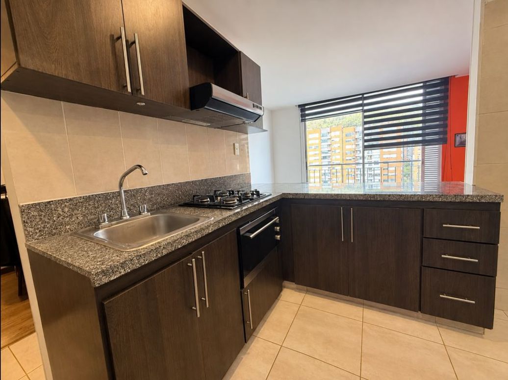 Apartamento en venta en Cedro Salazar, Bogotá · foto 3 de 7