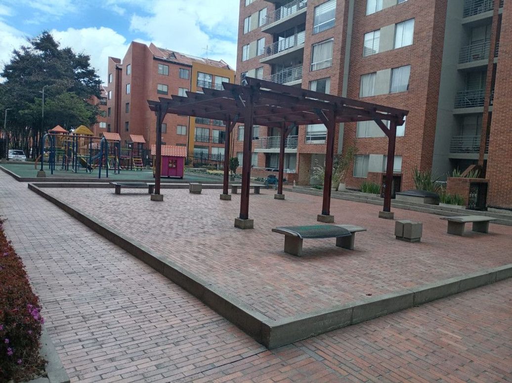 Apartamento de 3 alcobas en venta en Olarte, Bogotá, 73 m² · foto 2 de 20