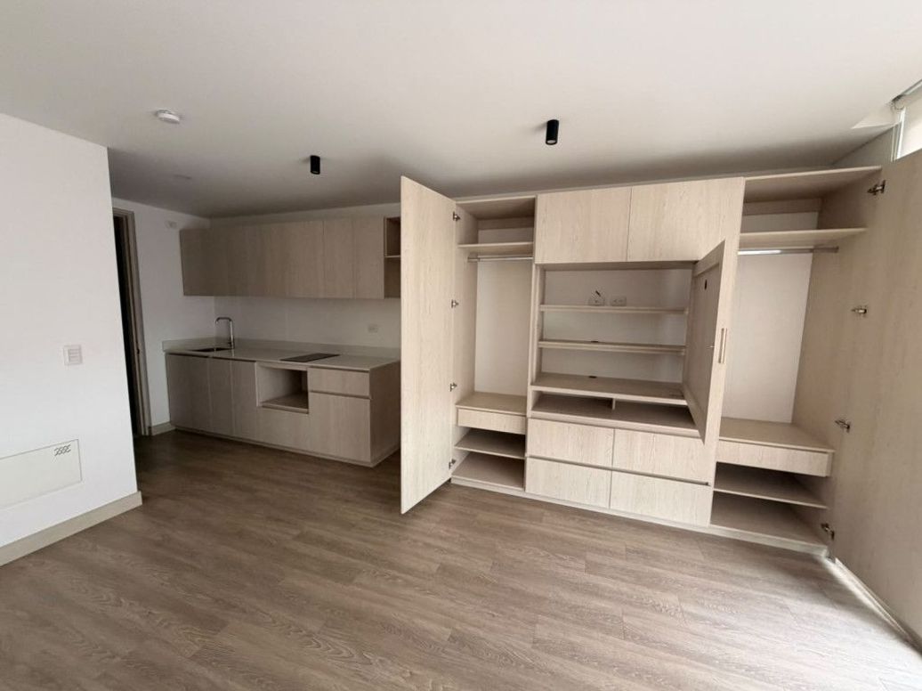 Apartaestudio en arriendo en El Recuerdo, Bogotá, 26 m² · foto 2 de 20
