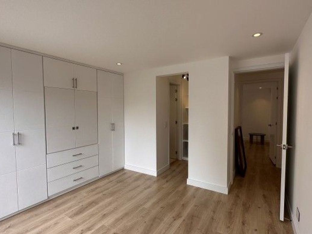 Apartamento de 3 alcobas en venta en Chicó Norte, Bogotá, 120 m² · foto 10 de 17