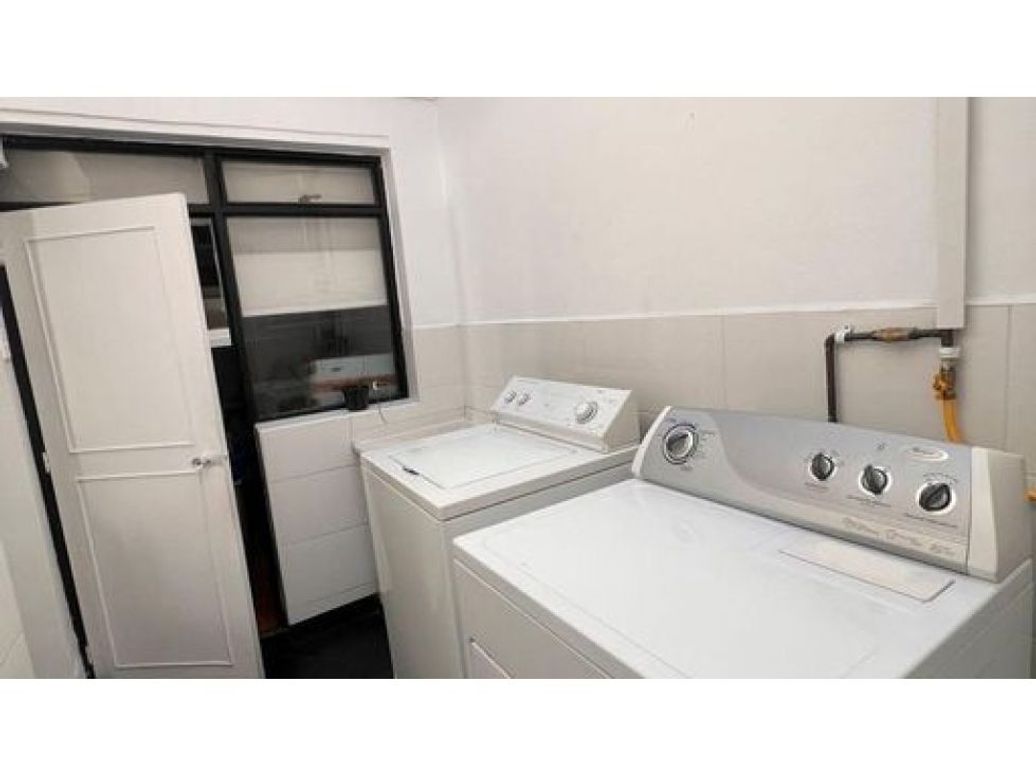 Casa de 3 alcobas en venta en Cedritos, Bogotá, 152 m² · foto 8 de 16