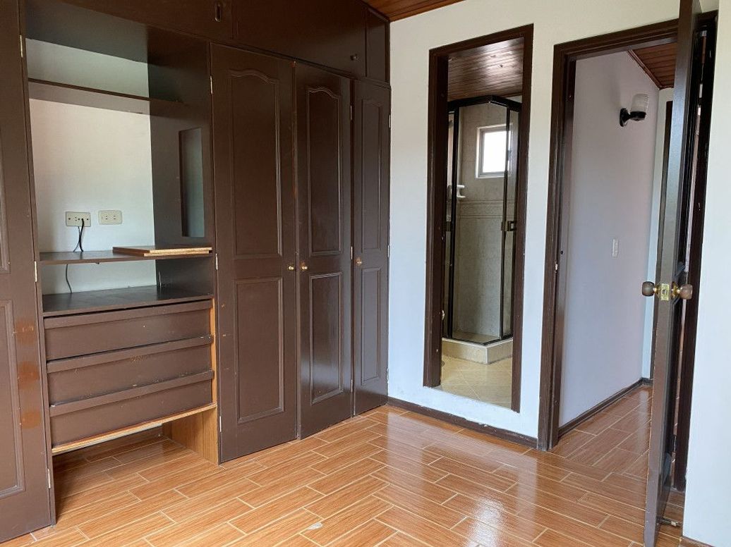 Apartamento de 4 alcobas en venta en La Liberia, Bogotá, 79 m² · foto 19 de 20