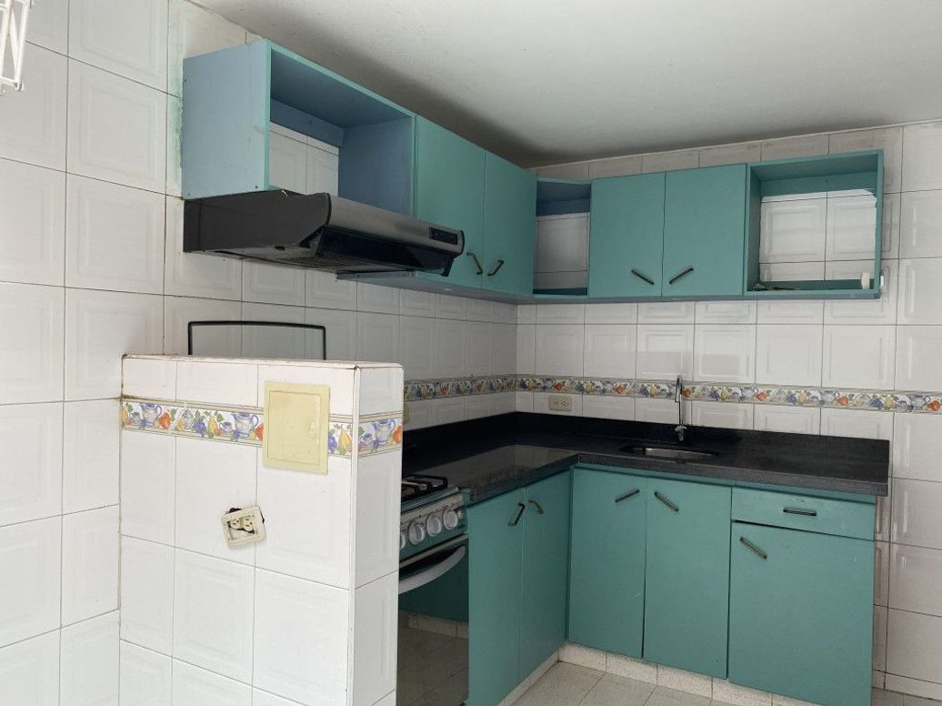 Apartamento de 4 alcobas en venta en La Liberia, Bogotá, 79 m² · foto 4 de 20