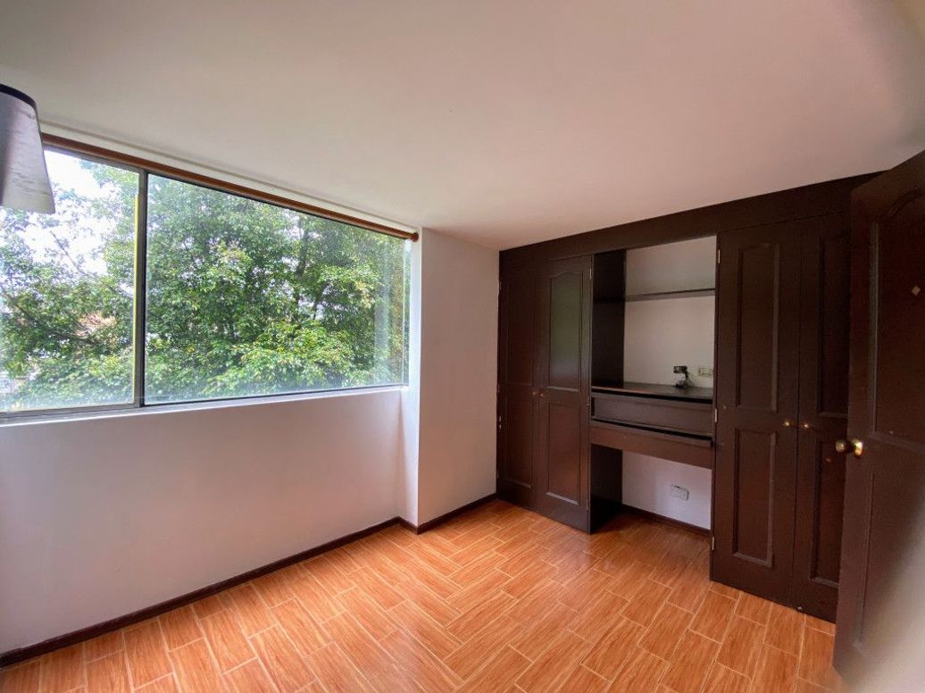 Apartamento de 4 alcobas en venta en La Liberia, Bogotá, 79 m² · foto 9 de 20