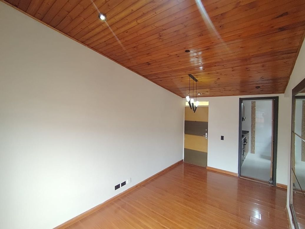 Apartamento de 3 alcobas en venta en Ub. Castilla Real, Bogotá, 62 m² · foto 13 de 19