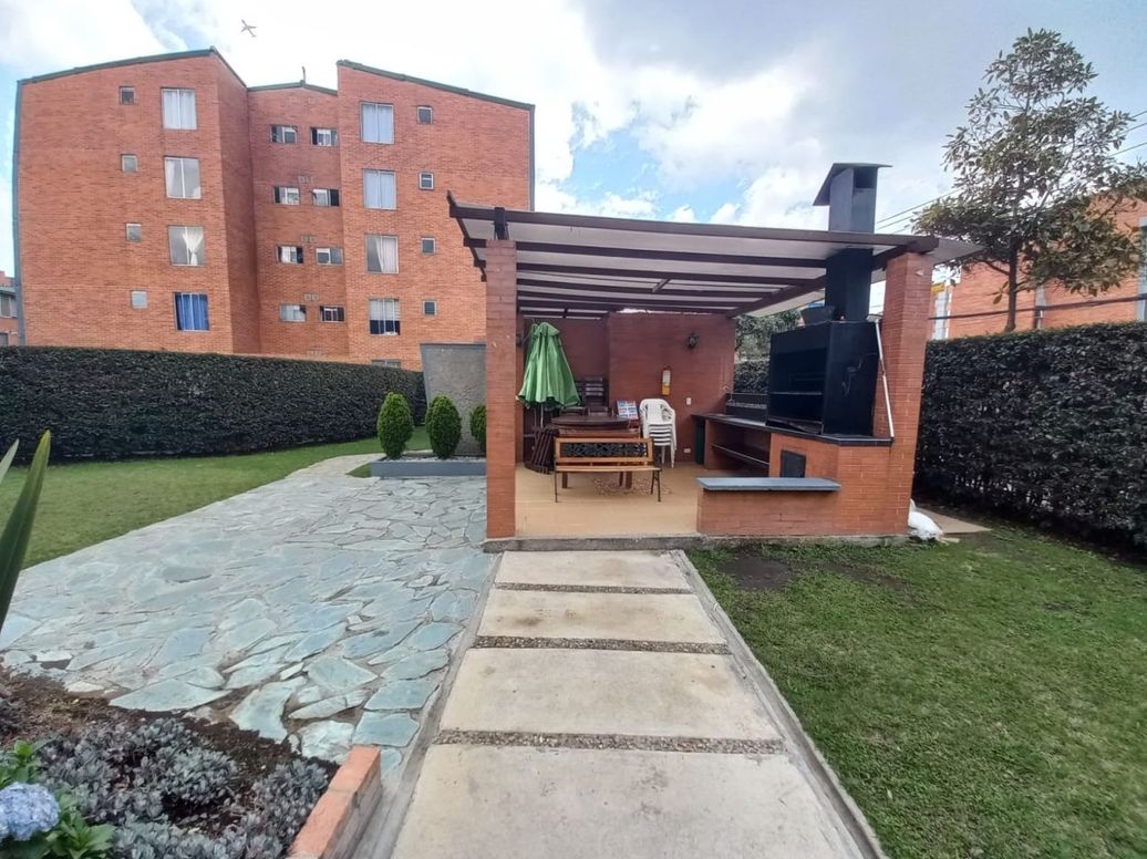 Apartamento de 3 alcobas en venta en Ub. Castilla Real, Bogotá, 62 m² · foto 16 de 19