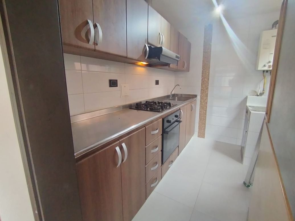 Apartamento de 3 alcobas en venta en Ub. Castilla Real, Bogotá, 62 m² · foto 11 de 19