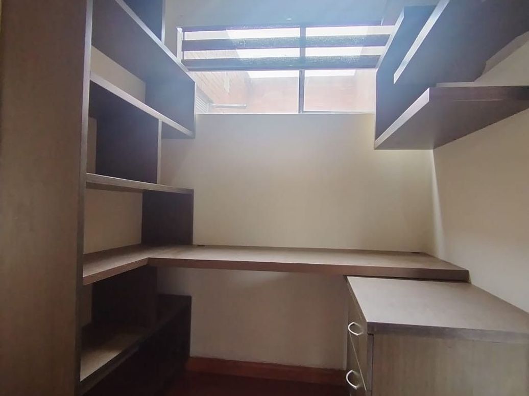 Apartamento de 3 alcobas en venta en Ub. Castilla Real, Bogotá, 62 m² · foto 6 de 19