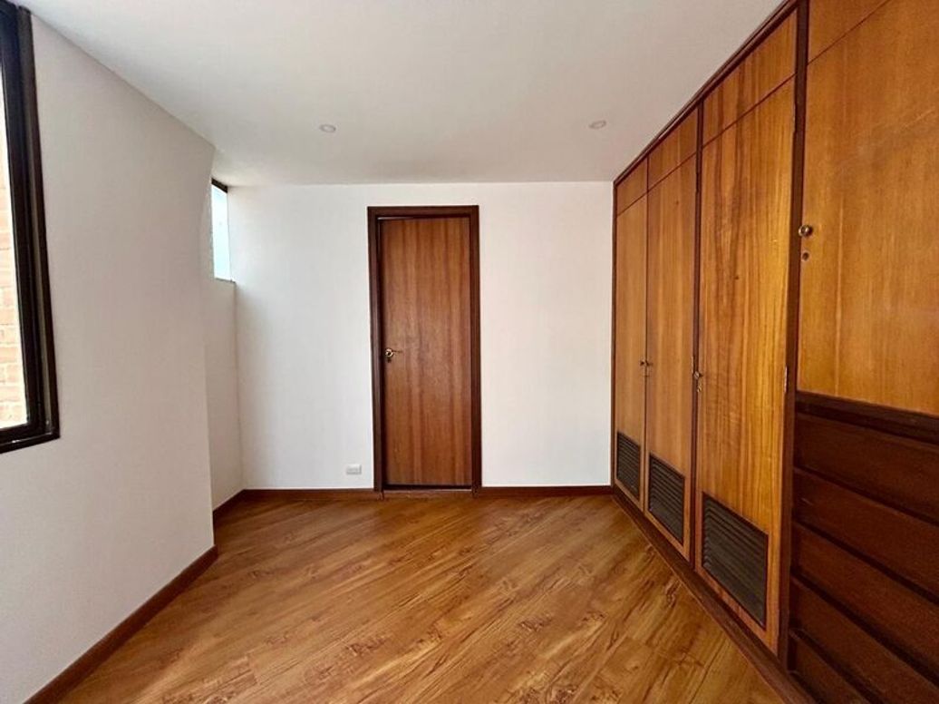 Apartamento de 4 alcobas en venta en El Nogal, Bogotá, 232 m² · foto 18 de 20