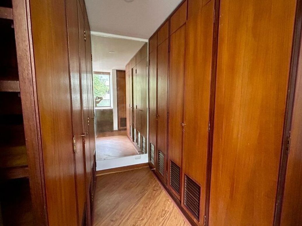 Apartamento de 4 alcobas en venta en El Nogal, Bogotá, 232 m² · foto 14 de 20