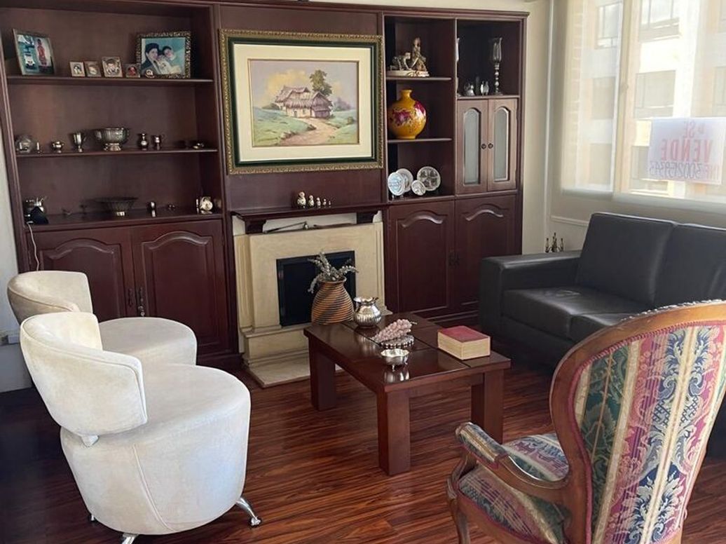 Apartamento de 3 alcobas en venta en Tierra Linda, Bogotá, 135 m² · foto 2 de 15