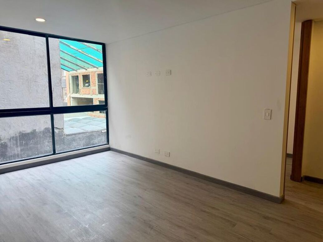Apartamento de 2 alcobas en venta en Quinta Paredes, Bogotá, 60 m² · foto 6 de 8