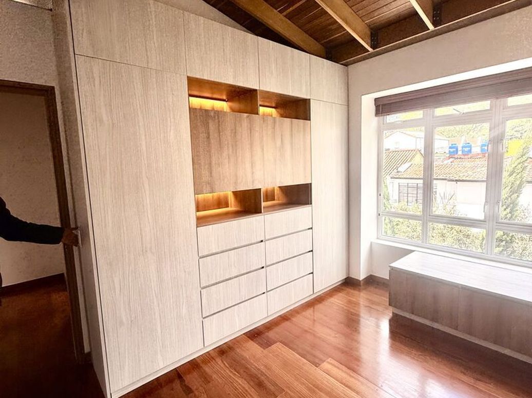 Apartamento de 3 alcobas en venta en Quinta Camacho, Bogotá, 123 m² · foto 7 de 14