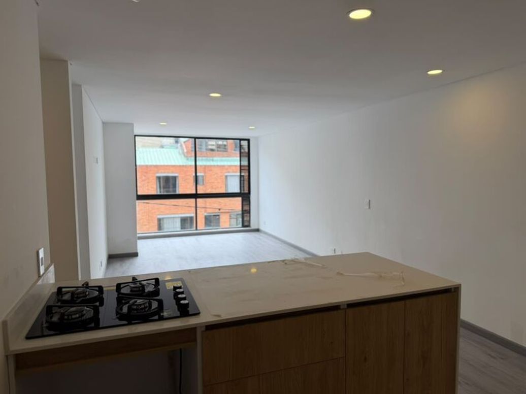 Apartamento de 1 alcoba en venta en Quinta Paredes, Bogotá, 62 m² · foto 3 de 13
