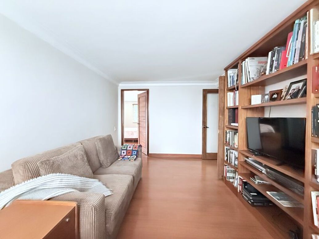 Apartamento de 3 alcobas en venta en Molinos Norte, Bogotá, 176 m² · foto 15 de 20