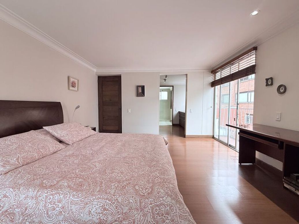 Apartamento de 3 alcobas en venta en Molinos Norte, Bogotá, 176 m² · foto 10 de 20