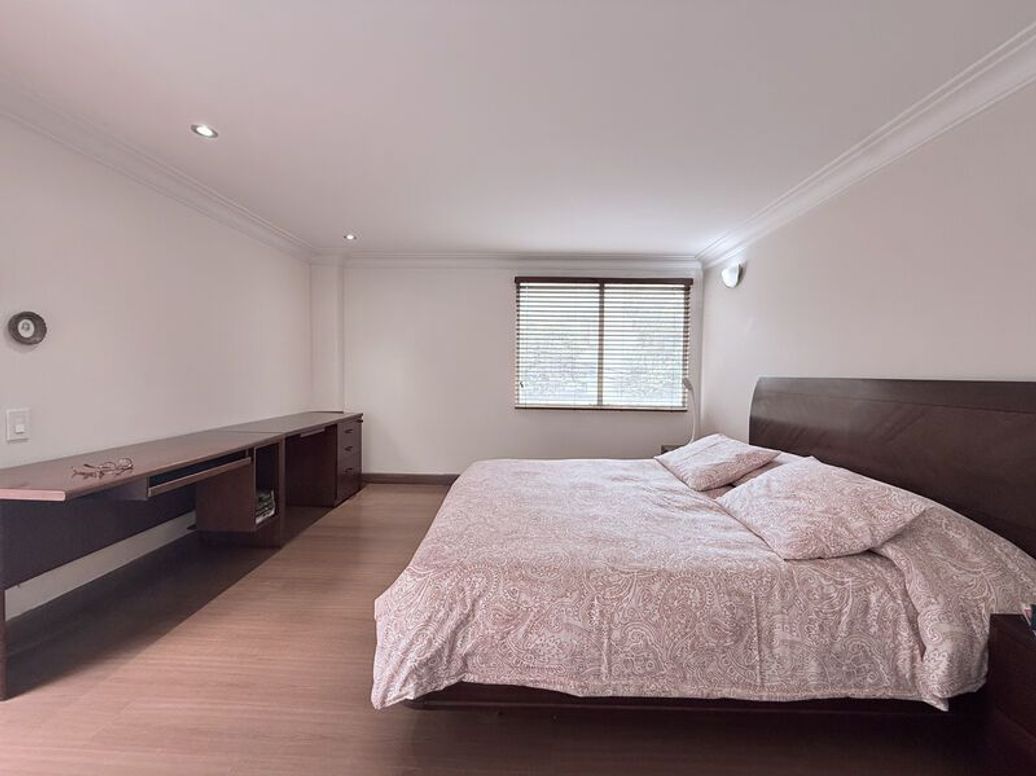 Apartamento de 3 alcobas en venta en Molinos Norte, Bogotá, 176 m² · foto 9 de 20