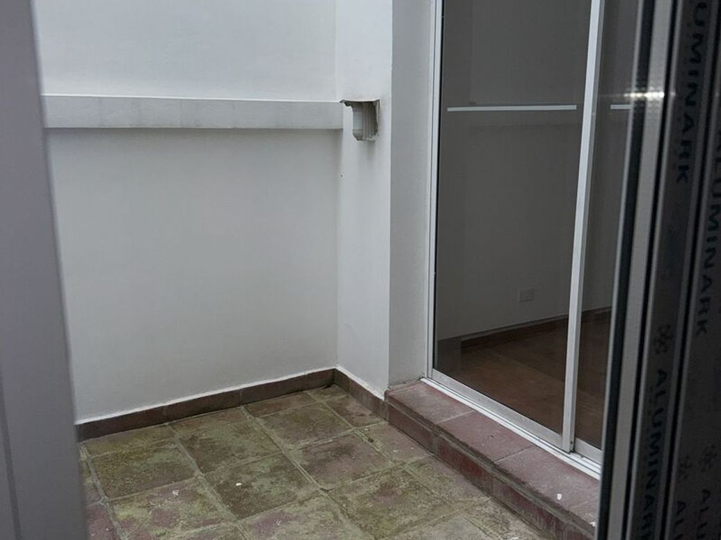 Apartamento de 3 alcobas en venta en Quinta Camacho, Bogotá, 123 m² · foto 7 de 7