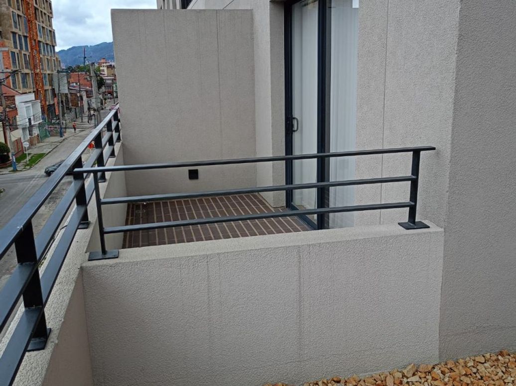 Apartaestudio en arriendo en El Recuerdo, Bogotá, 30 m² · foto 9 de 20
