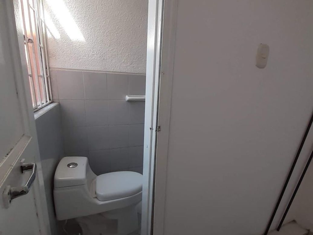 Apartamento de 4 alcobas en venta en El Recuerdo, Bogotá, 121 m² · foto 17 de 18