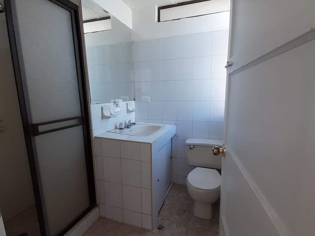 Apartamento de 4 alcobas en venta en El Recuerdo, Bogotá, 121 m² · foto 18 de 18