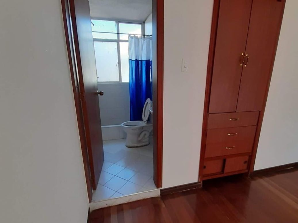 Apartamento de 4 alcobas en venta en El Recuerdo, Bogotá, 112 m² · foto 9 de 10