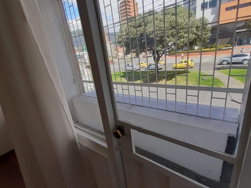 Apartamento de 4 alcobas en venta en El Recuerdo, Bogotá, 112 m² · foto 7 de 10