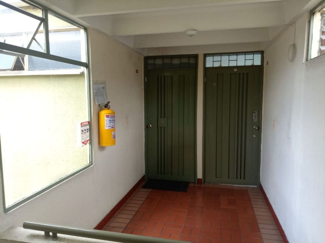 Apartamento de 3 alcobas en venta en Bosque De San Carlos, Bogotá, 53 m² · foto 2 de 19