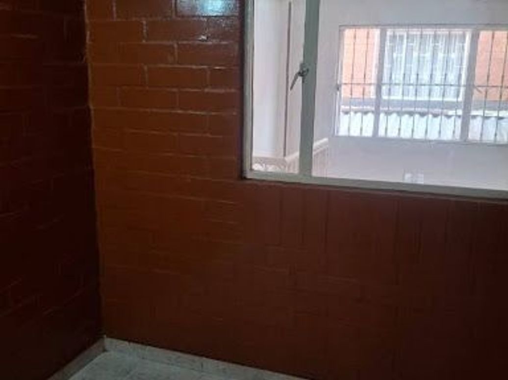 Casa de 4 alcobas en venta en San Martín De Porres, Bogotá, 106 m² · foto 8 de 18