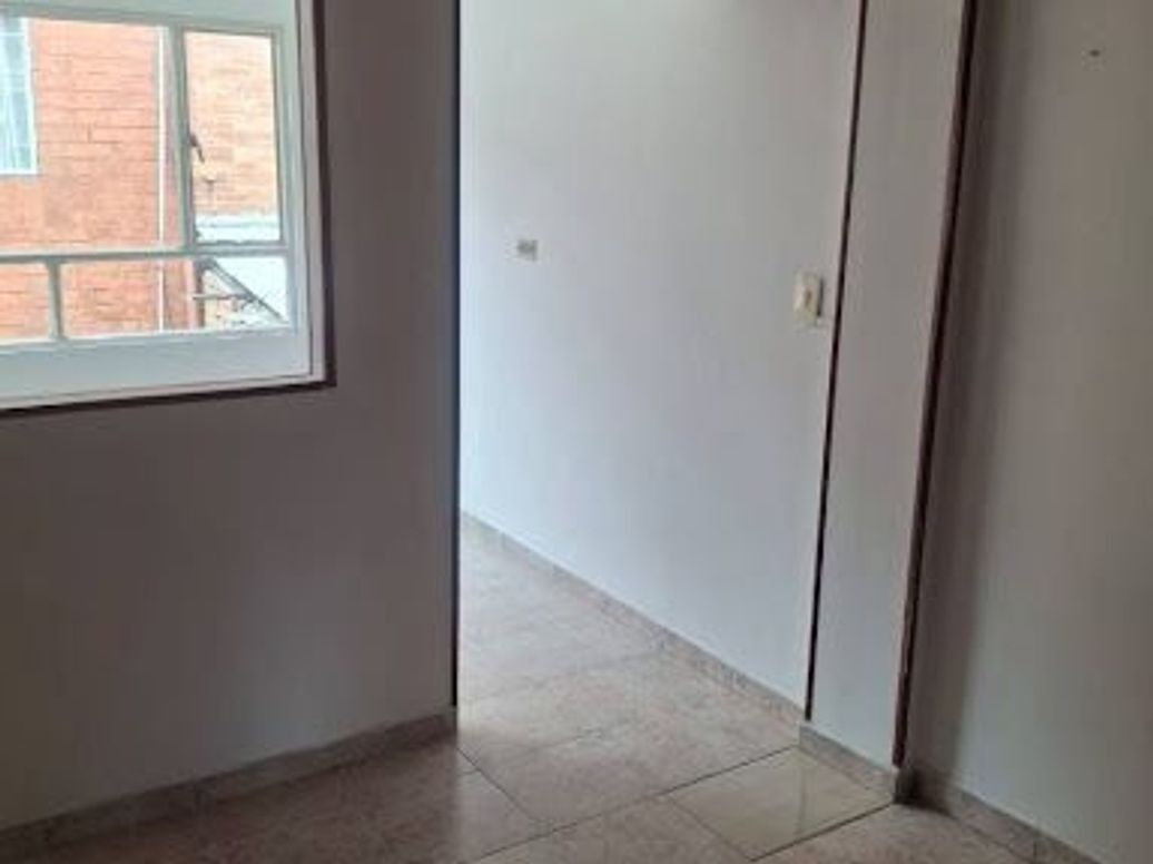 Casa de 4 alcobas en venta en San Martín De Porres, Bogotá, 106 m² · foto 15 de 18