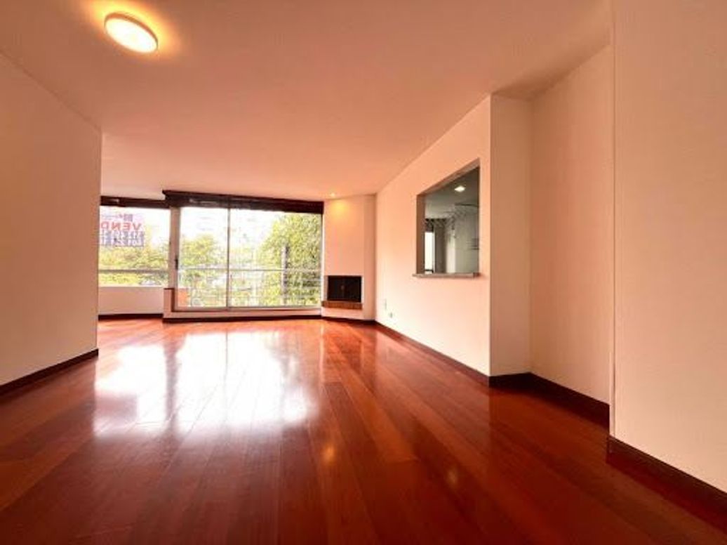 Apartamento de 3 alcobas en venta en La Calleja, Bogotá, 135 m² · foto 2 de 20