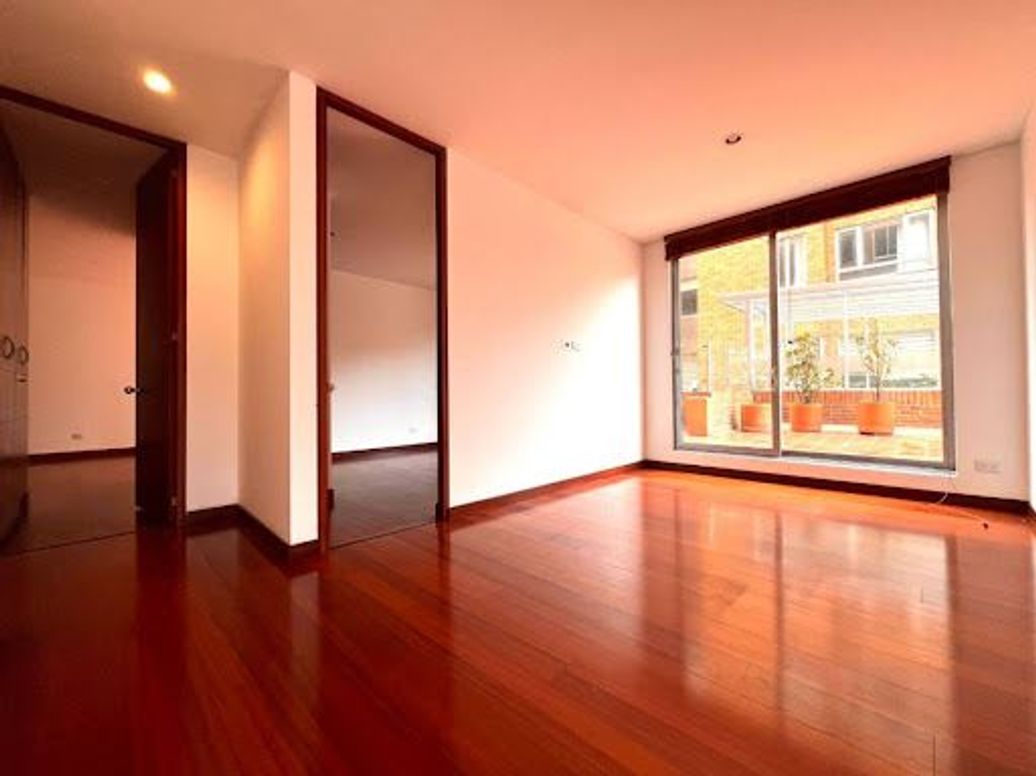 Apartamento de 3 alcobas en venta en La Calleja, Bogotá, 135 m² · foto 8 de 20