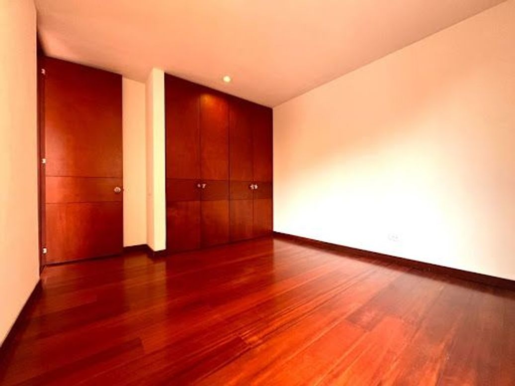 Apartamento de 3 alcobas en venta en La Calleja, Bogotá, 135 m² · foto 12 de 20