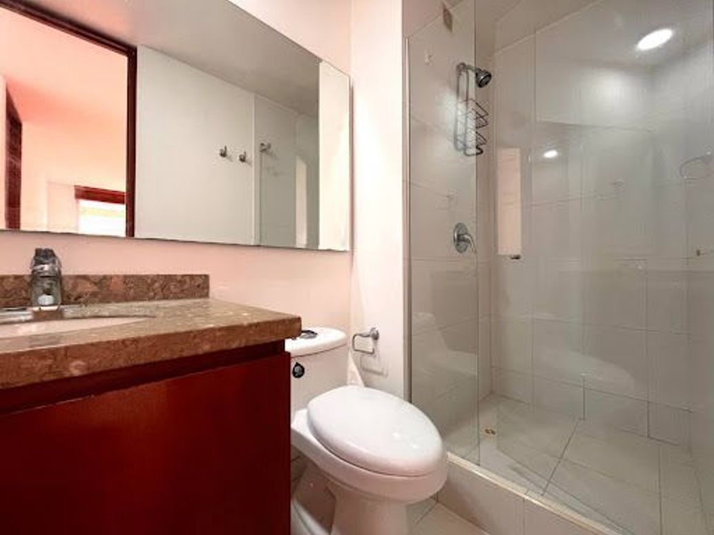 Apartamento de 3 alcobas en venta en La Calleja, Bogotá, 135 m² · foto 10 de 20