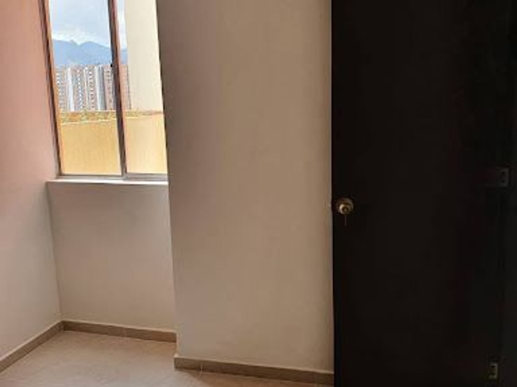 Apartamento de 2 alcobas en venta en Tibana, Bogotá, 36 m² · foto 9 de 14