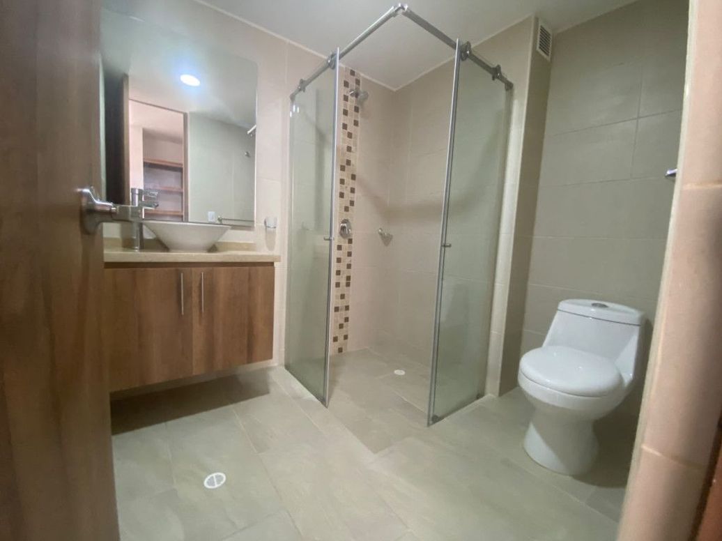 Apartamento de 2 alcobas en venta en Popular Modelo, Bogotá, 84 m² · foto 5 de 20