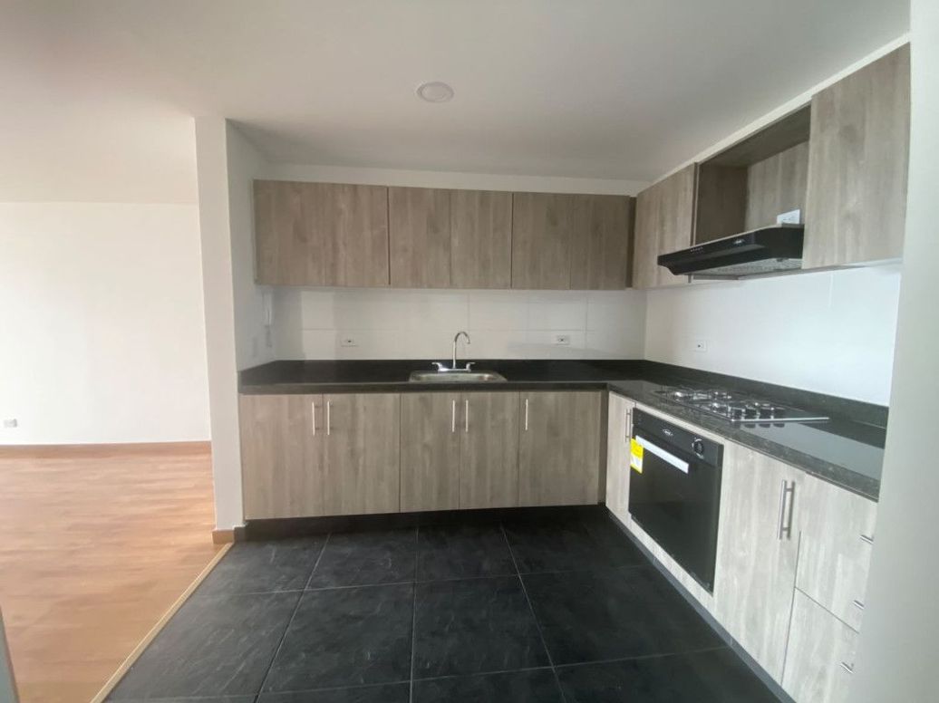 Apartamento de 2 alcobas en venta en Popular Modelo, Bogotá, 84 m² · foto 16 de 20