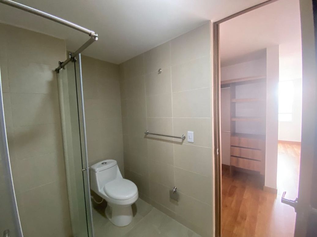 Apartamento de 2 alcobas en venta en Popular Modelo, Bogotá, 84 m² · foto 10 de 20