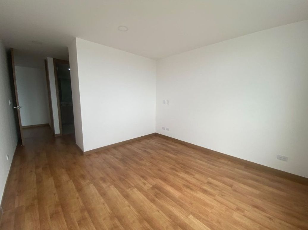 Apartamento de 2 alcobas en venta en Popular Modelo, Bogotá, 84 m² · foto 6 de 20