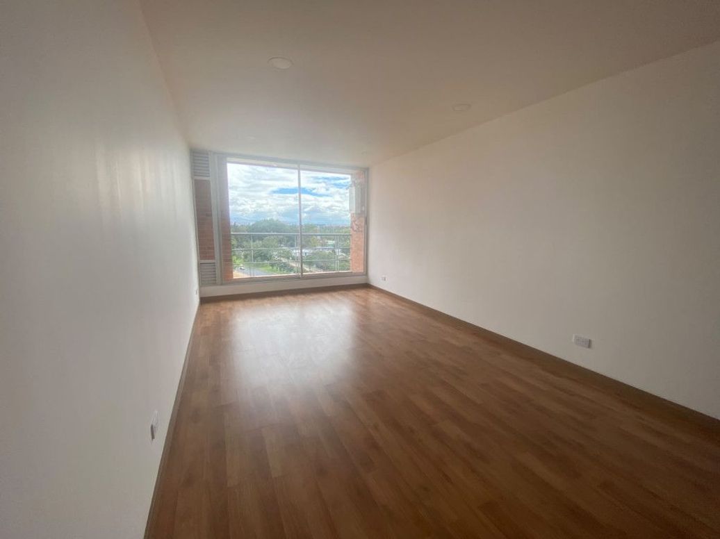 Apartamento de 2 alcobas en venta en Popular Modelo, Bogotá, 84 m² · foto 3 de 20