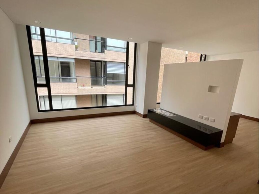 Apartaestudio en venta en San Patricio, Bogotá, 54 m² · foto 3 de 13