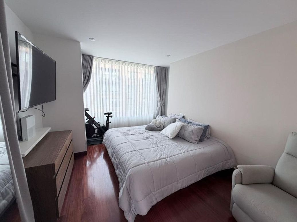 Apartaestudio en venta en Santa Bibiana, Bogotá, 71 m² · foto 2 de 20
