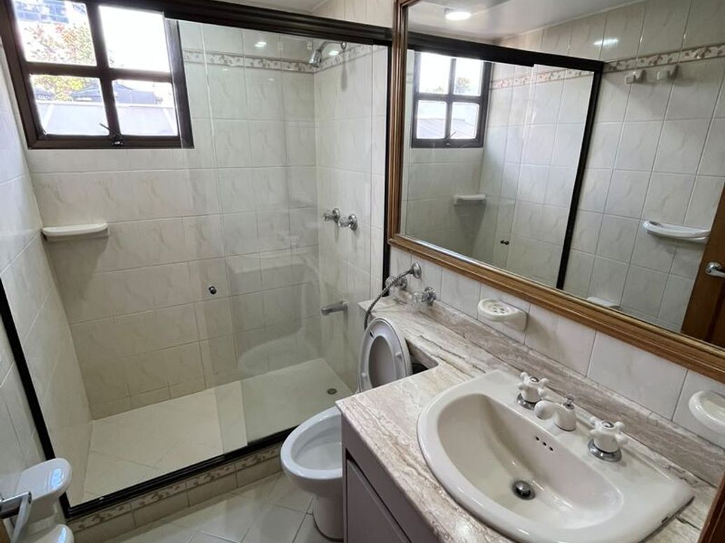 Apartamento de 3 alcobas en arriendo en San Patricio, Bogotá, 134 m² · foto 11 de 12