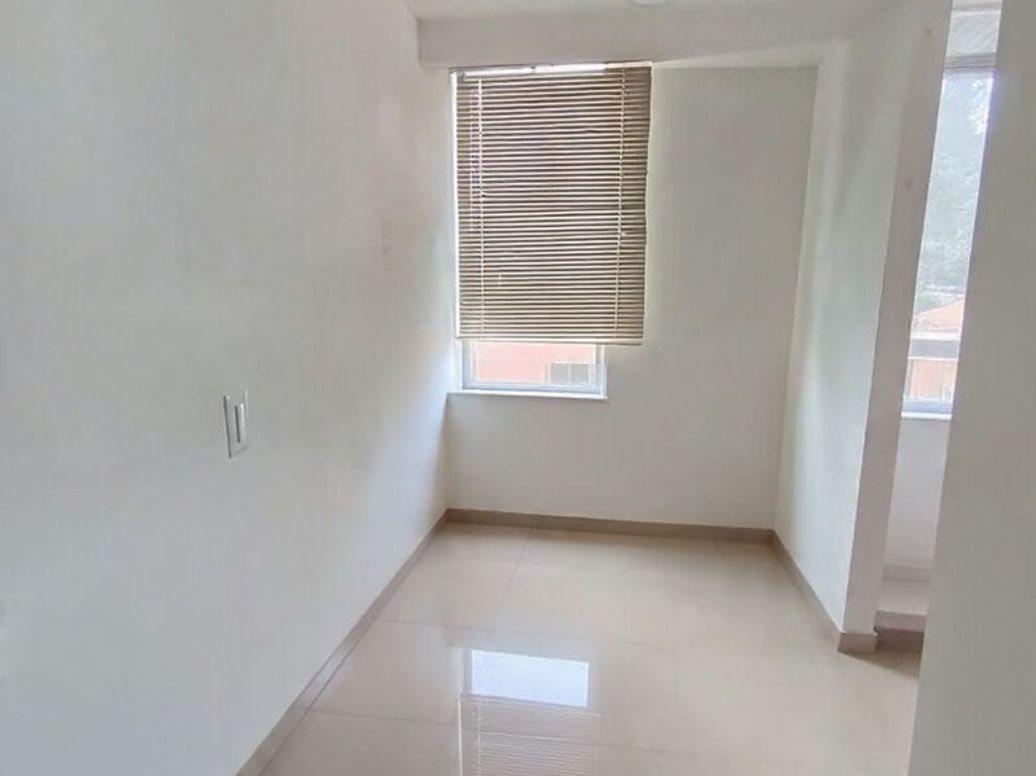 Apartamento de 3 alcobas en venta en Marco Fidel Suarez, Bogotá, 46 m² · foto 5 de 12