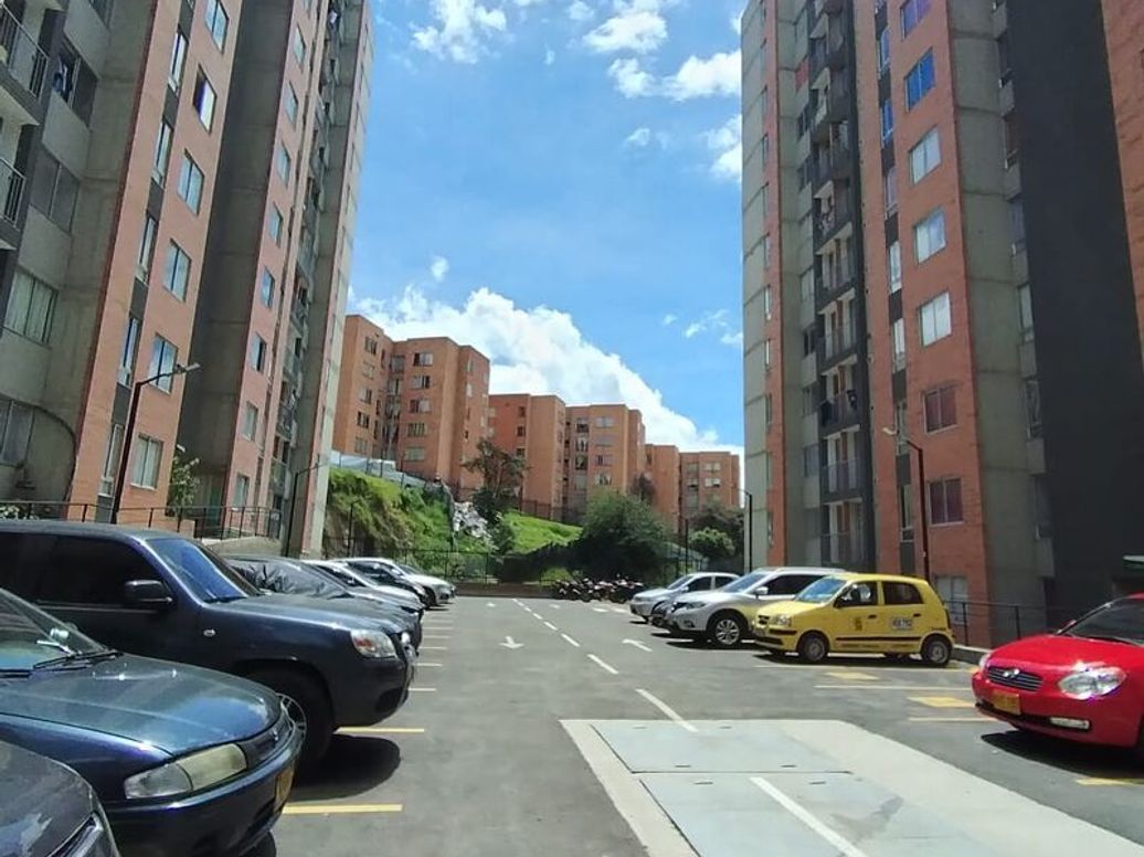 Apartamento de 3 alcobas en venta en Marco Fidel Suarez, Bogotá, 46 m² · foto 12 de 12