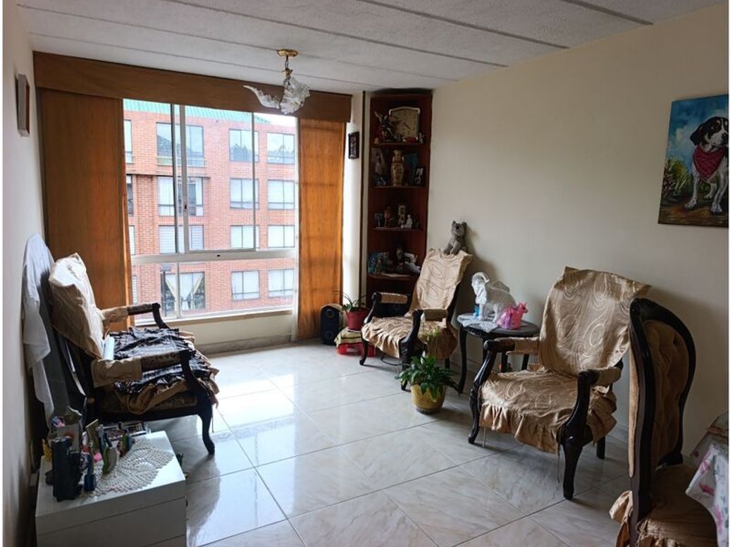 Apartamento de 3 alcobas en venta en La Isabela, Bogotá, 61 m² · foto 2 de 13